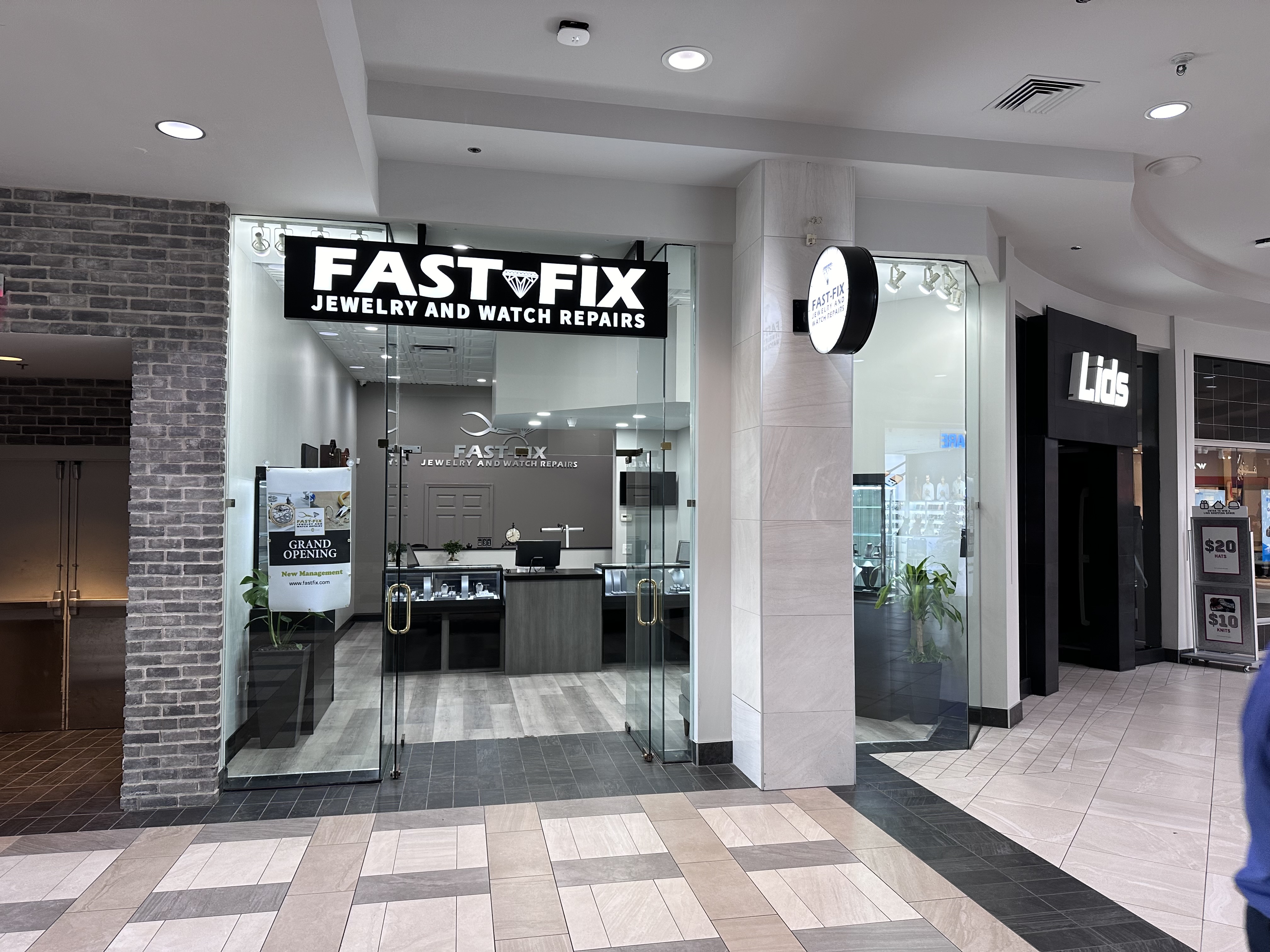 Store front for Fast-Fix store at Perimeter Mall