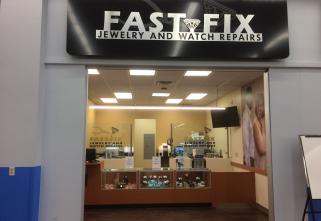 Image of Fast Fix store front in Florida Thumbnail