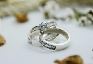 White gold and platinum wedding rings.